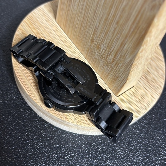 Swarovski City Black Stainless Steel Women's Bracelet Watch #5181626 Working 🙌🏼 - Picture 3 of 11